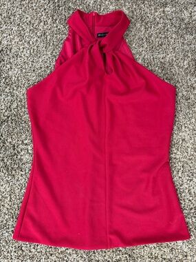 WHBM Sleeveless Top in Fuchsia Pink medium